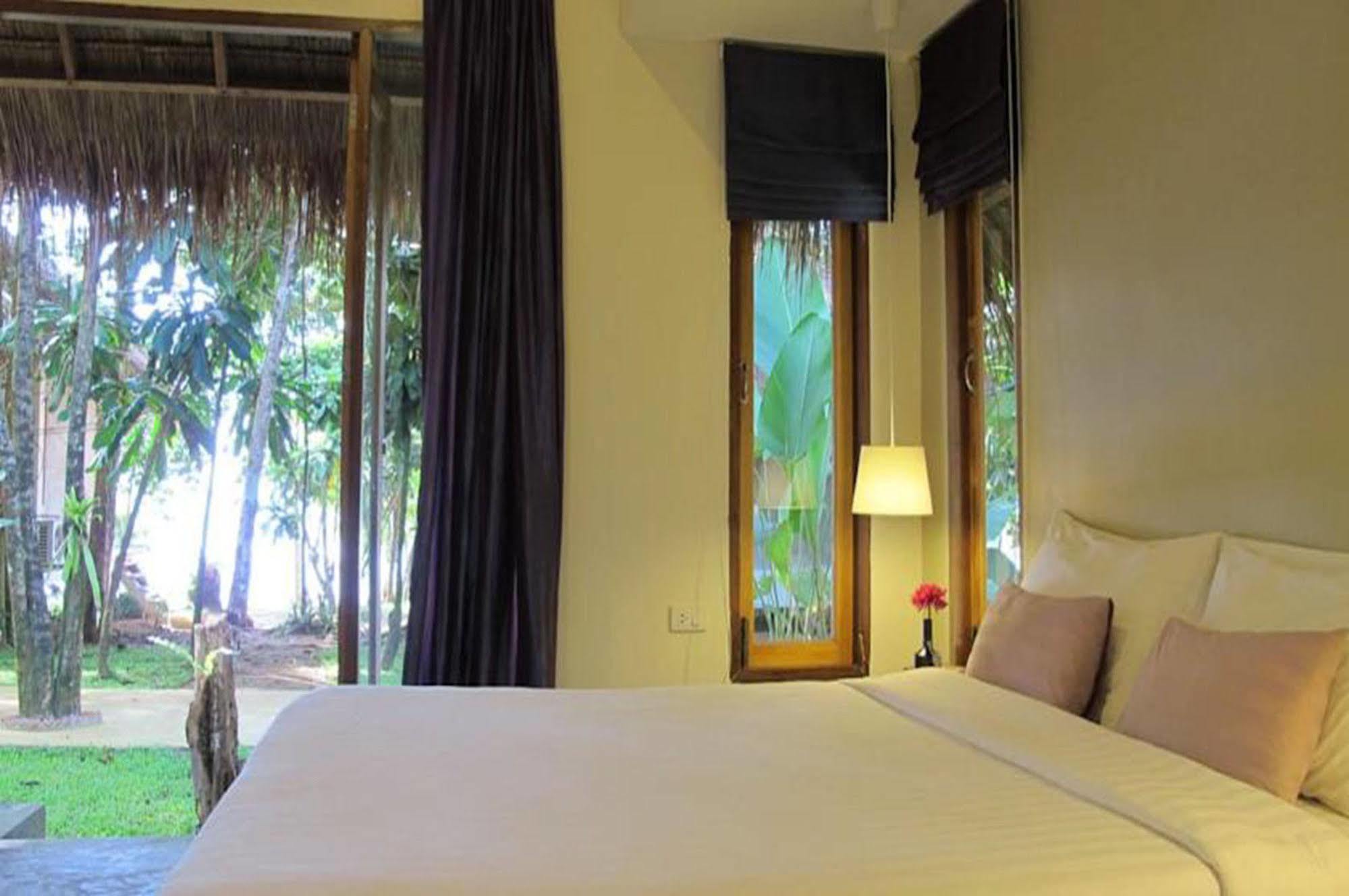 Little Moon Villa Koh Mak Buitenkant foto